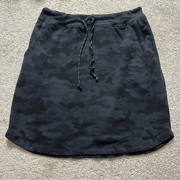 Sundry Dresses & Skirts - Sundry for Evereve Causal Skirt